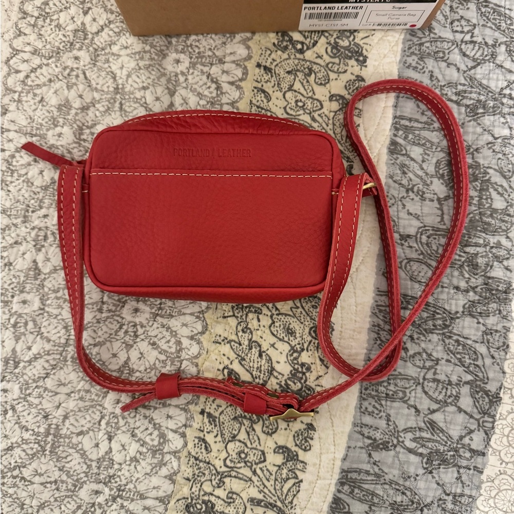 Portland Leather Small Camera Bag Sugar! New!
